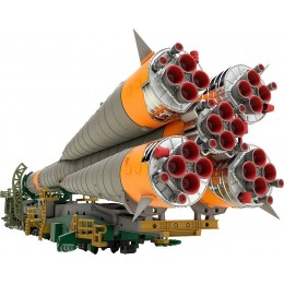 Good Smile Company Soyuz Rocket & Transport Train Plastic Model Kit 1 150 32 cm - B1EANGSYO