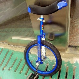 Monocycles Brouette cadre de bicyclette à haute résistance pneu en caoutchouc antidérapant résistant à l'usure résistant à la pression résistant aux chutes anti-collision voiture adulte profess - B9JDJOKAQ